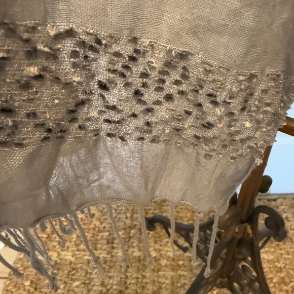 Minimalist Gray & Silver Stripe Lightweight Scarf with Fringe OS - Picture 7 of 7